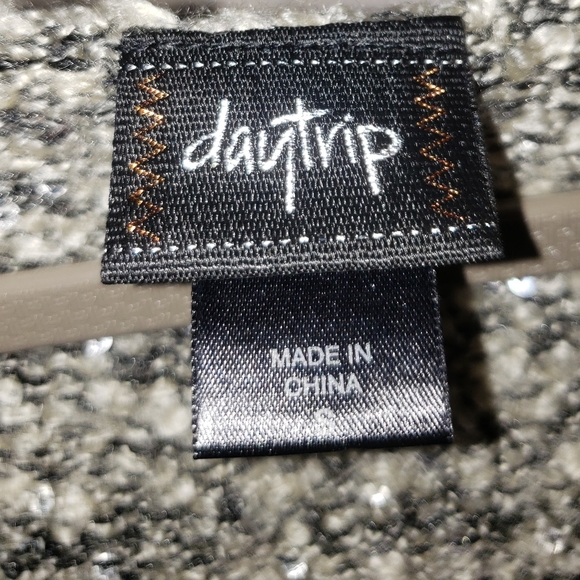 NWOT Daytrip gray sequined boucle open front cardigan sweater Womens Sma… - Picture 2 of 6